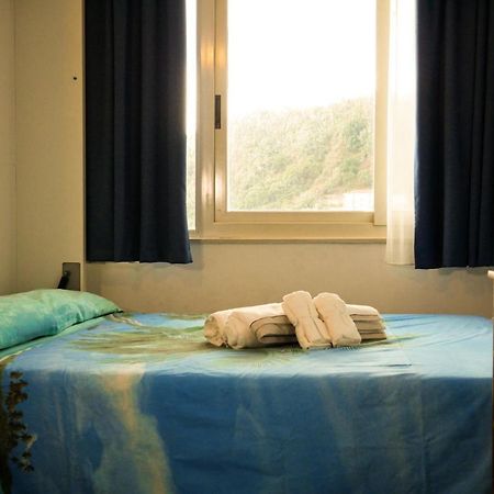 Mare Roccia Beachfront Apartment Taormina Eksteriør bilde