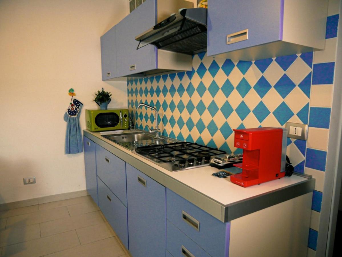 Mare Roccia Beachfront Apartment Taormina Eksteriør bilde