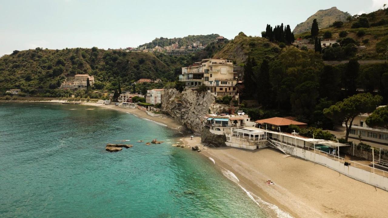 Mare Roccia Beachfront Apartment Taormina Eksteriør bilde